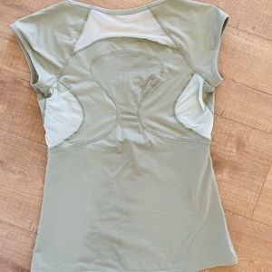 Womens lululemon shirt - size 6